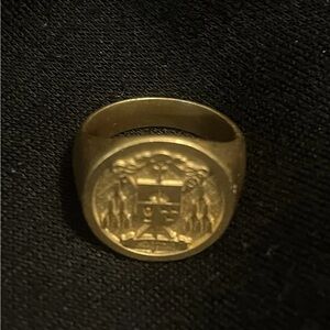 Gold Signet Ring with Engraved Crest 925 Stamped